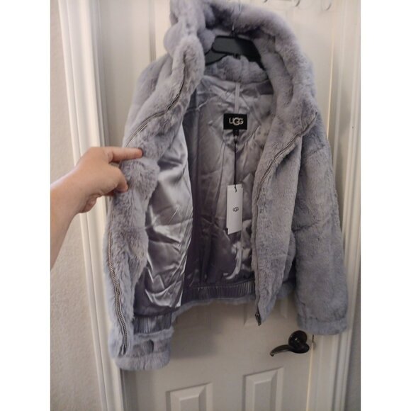 New Womens UGG Lavender Mandy Faux Fur Hoodie Jacket Soft Has Pockets Large - Picture 2 of 7